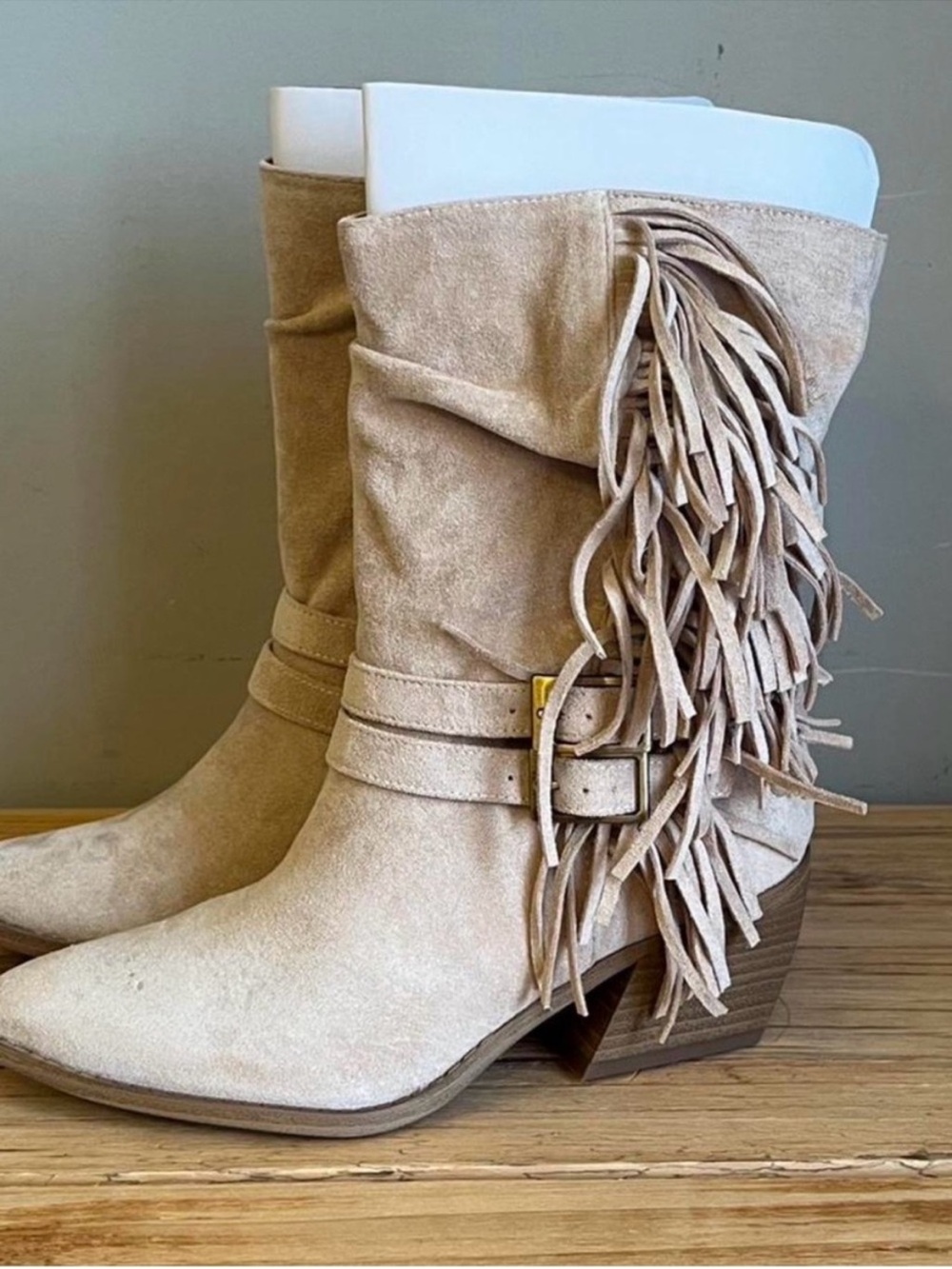 NWT! Madden NYC Sand Ankle Boots with Accent Fringe Women's Size 11 Suede Look - Picture 9 of 16